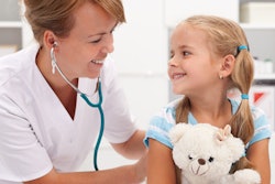 2019 04 26 23 40 2961 Doctor Woman Girl Child 400