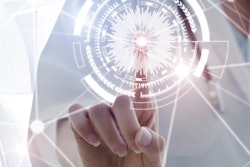 2020 03 11 20 39 5537 Doctor Woman Computer 400