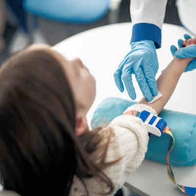 2022 04 27 20 44 0206 Pediatric Lab Test Blood 400